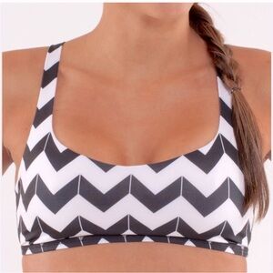 LuluLemon free to be bra